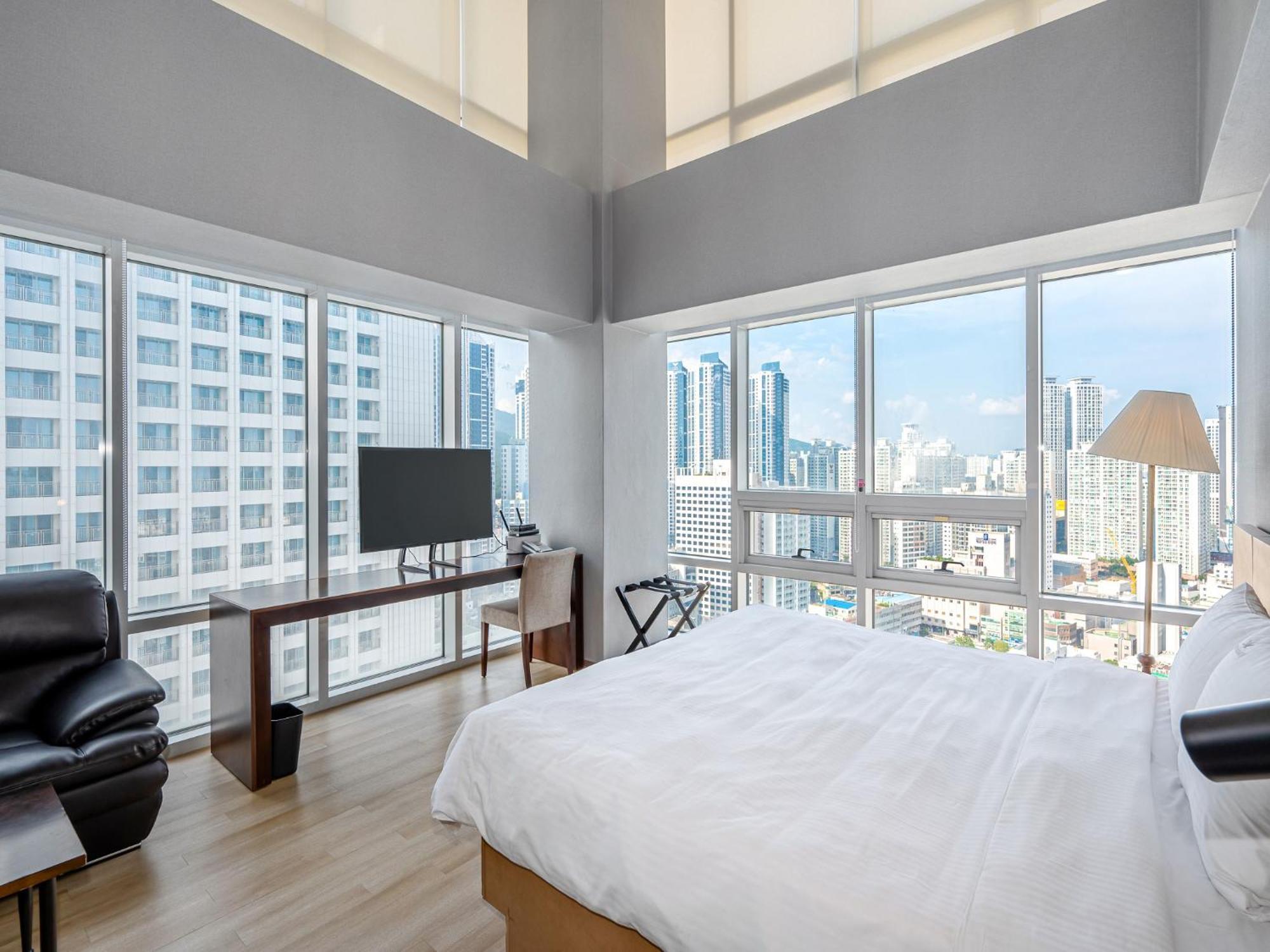 แฮอุนแด ซีคลาวด์ โฮเทล เรสซิเดนซ์ Hotel ปูซาน ภายนอก รูปภาพ