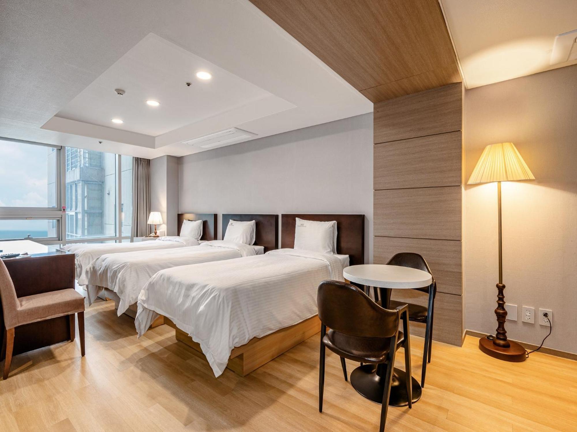 แฮอุนแด ซีคลาวด์ โฮเทล เรสซิเดนซ์ Hotel ปูซาน ภายนอก รูปภาพ