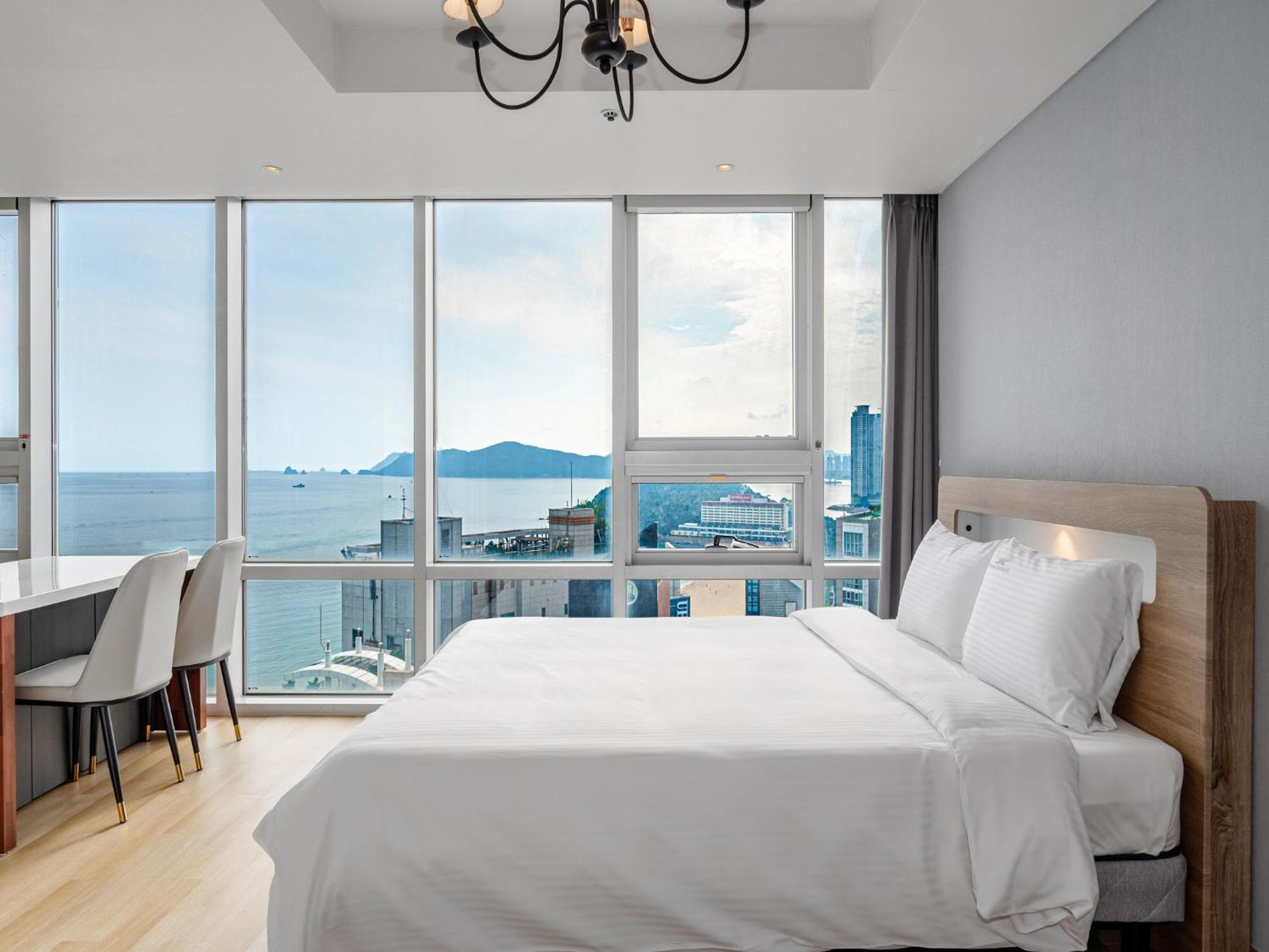แฮอุนแด ซีคลาวด์ โฮเทล เรสซิเดนซ์ Hotel ปูซาน ภายนอก รูปภาพ