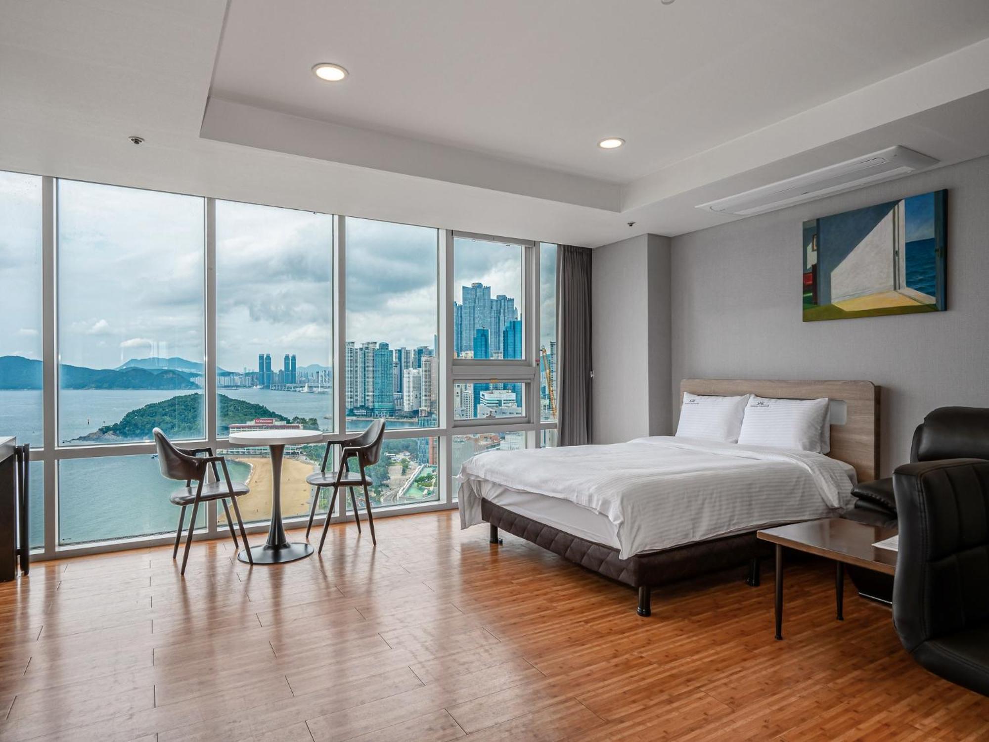 แฮอุนแด ซีคลาวด์ โฮเทล เรสซิเดนซ์ Hotel ปูซาน ภายนอก รูปภาพ